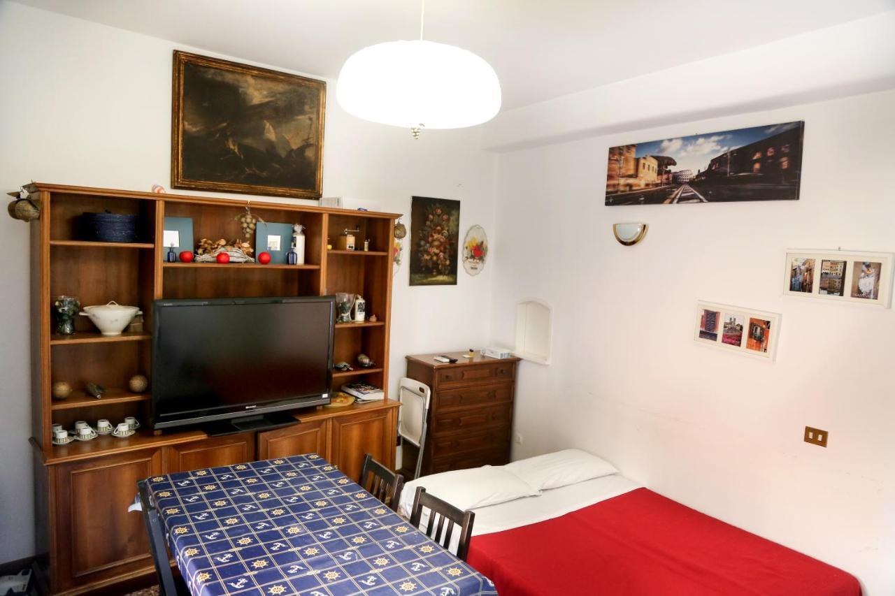 Apartment 46 Viale Vaticano Rome