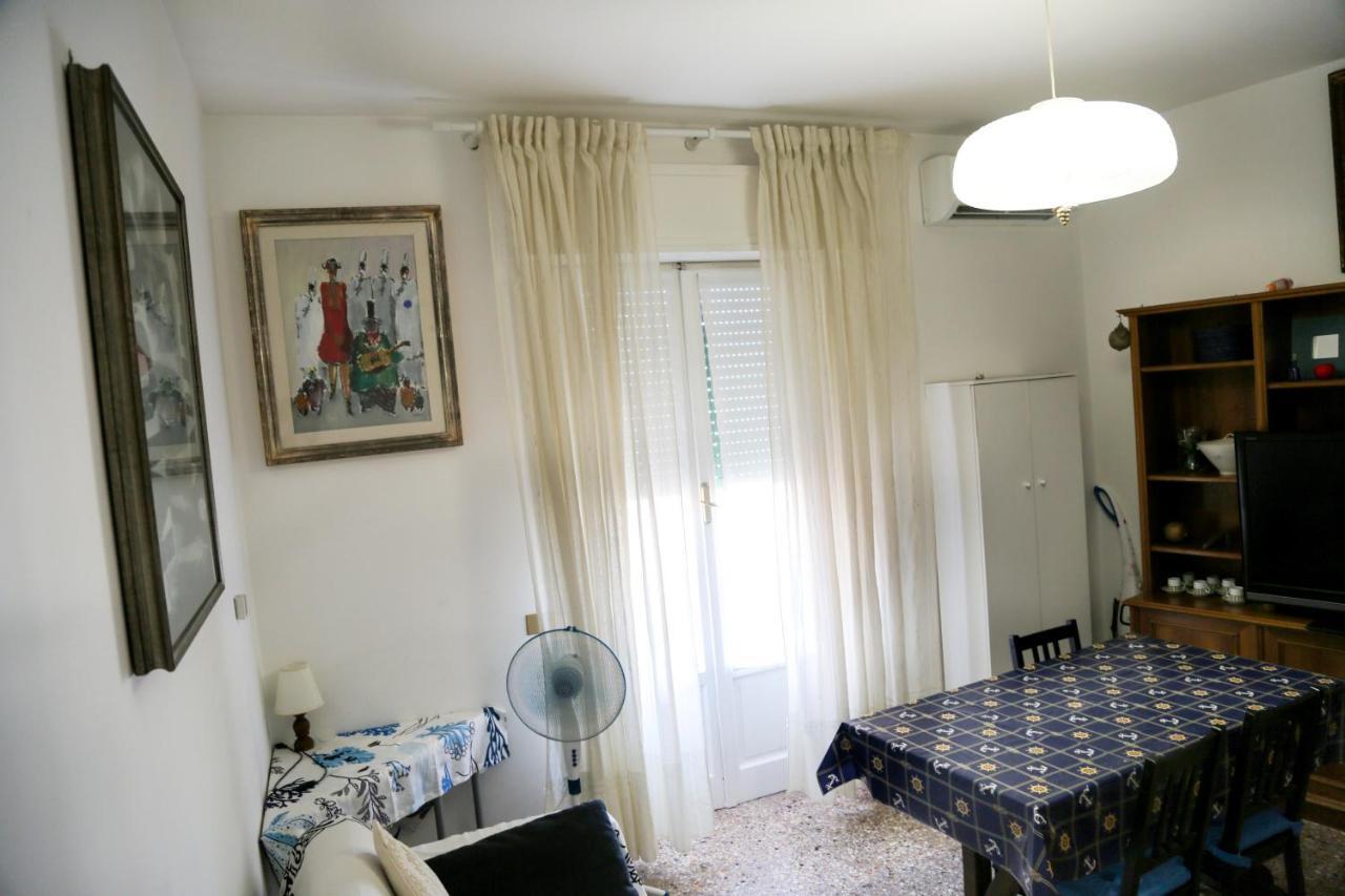 46 Viale Vaticano Apartment