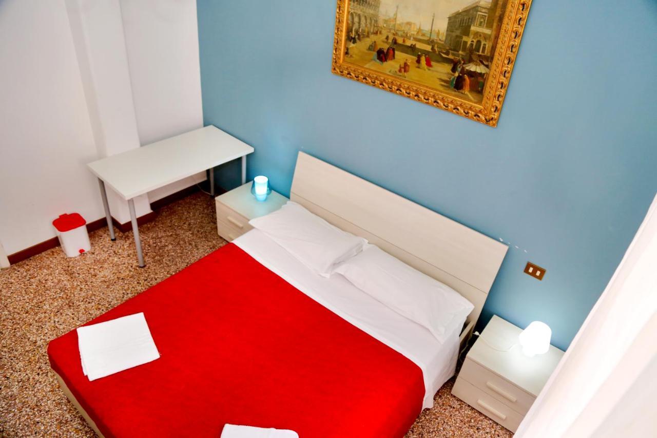 Apartment 46 Viale Vaticano *